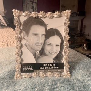 Studio Decor 8x10 new picture frame.